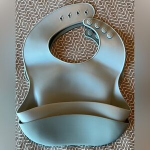 Set of Silicone Bibs in Blue Tones